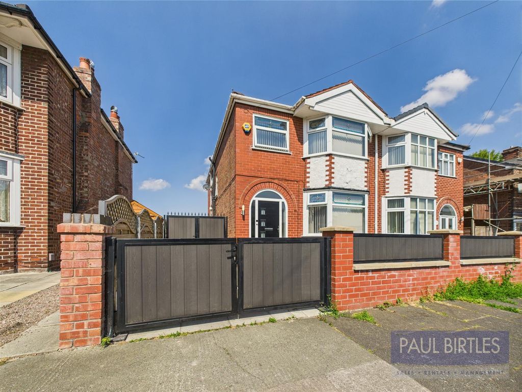 Property photo 1 of 32 Cam04378G0-Pr0147-Still043.Jpg