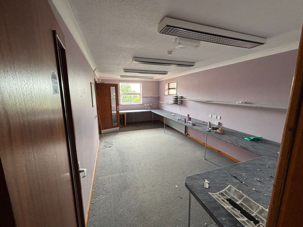 Property photo 2 of 5