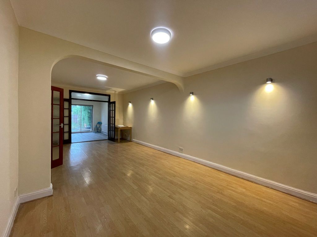 Property photo 1 of 25
