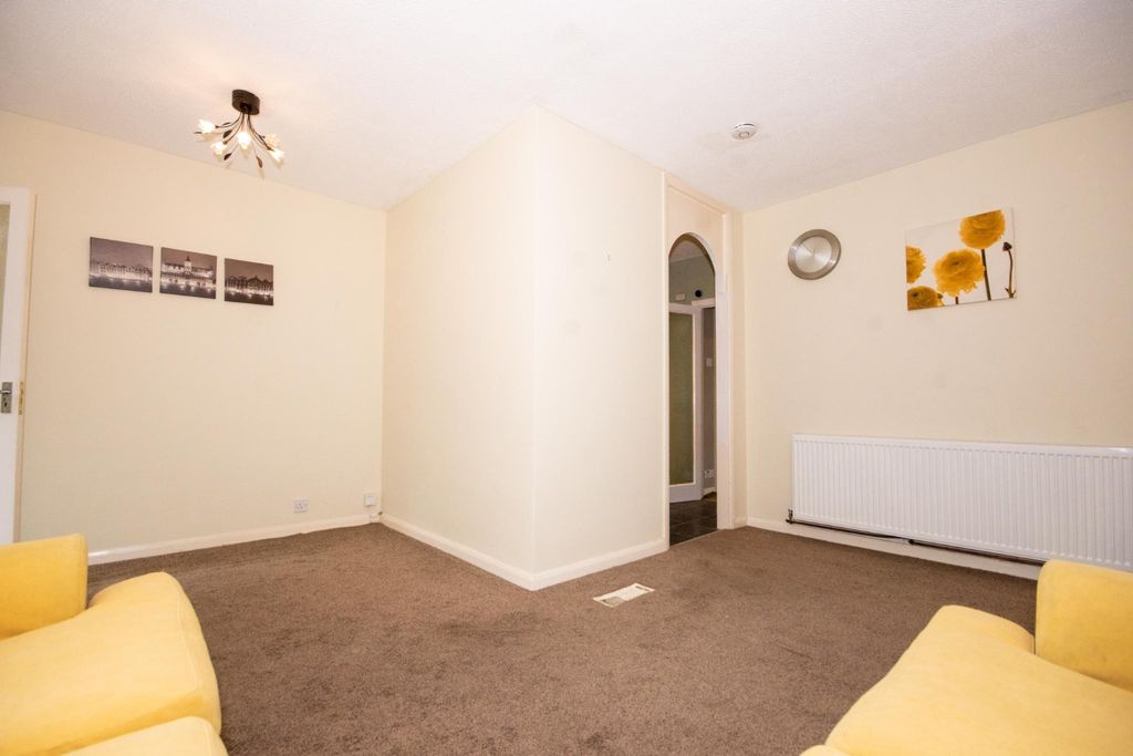 Property photo 3 of 8 4160224