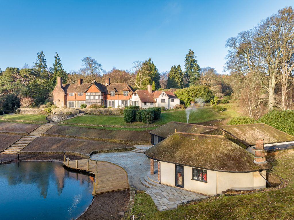 Property photo 3 of 34