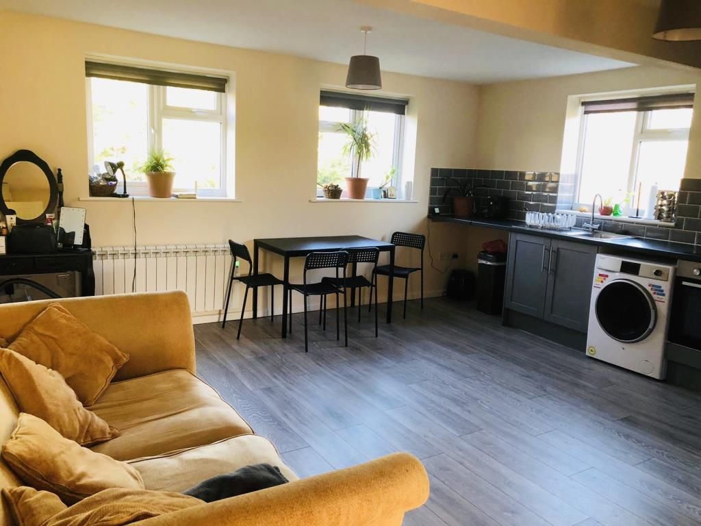 Property photo 1 of 3 Bedroom 2