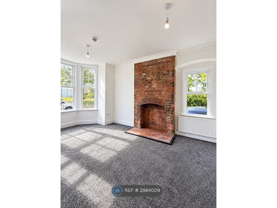 Property photo 2 of 5