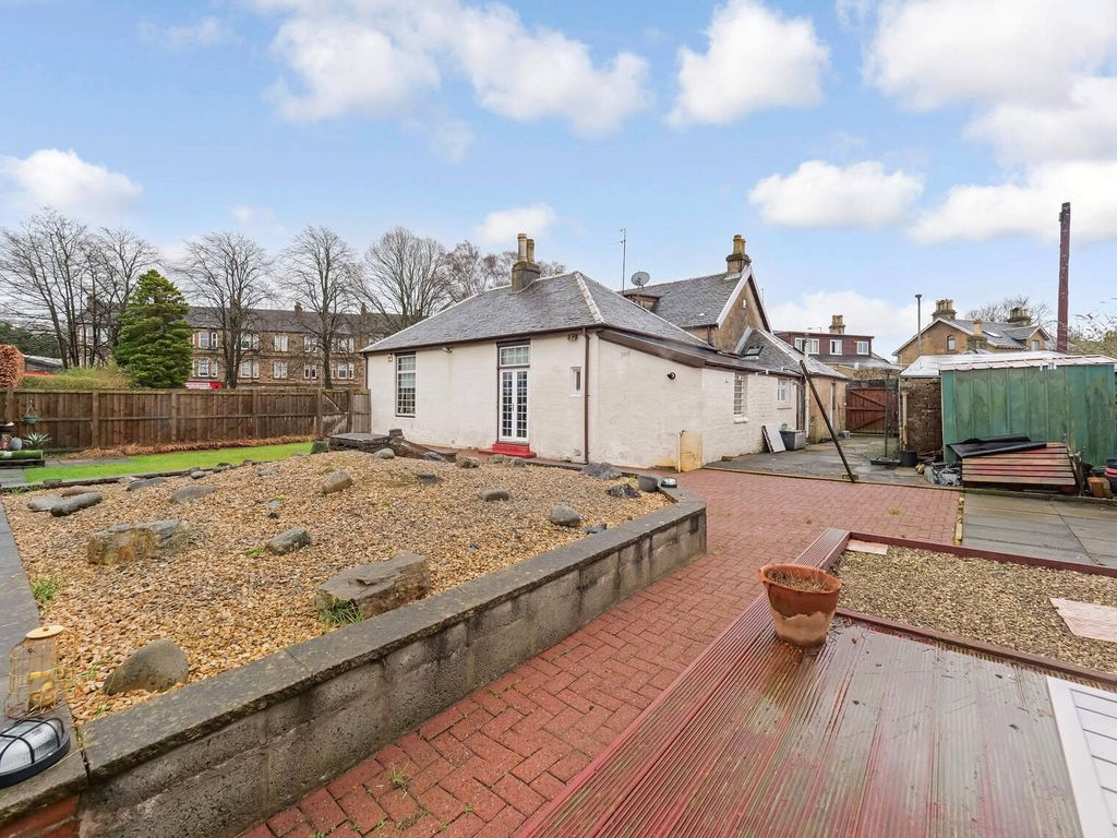 Property photo 3 of 30 Picture No. 01