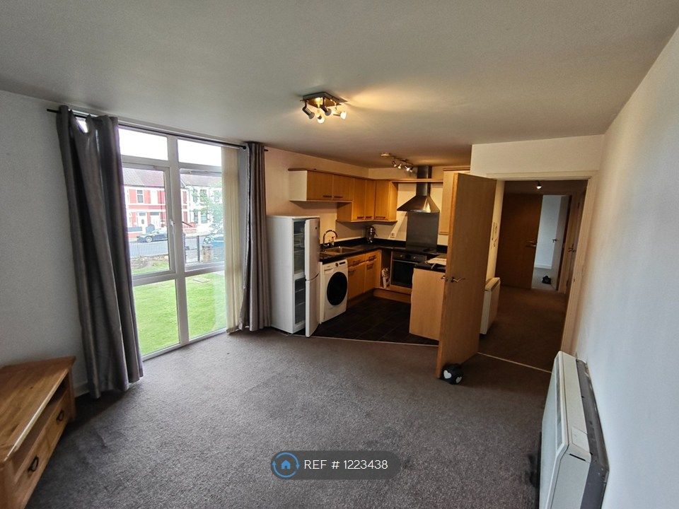 Property photo 3 of 7