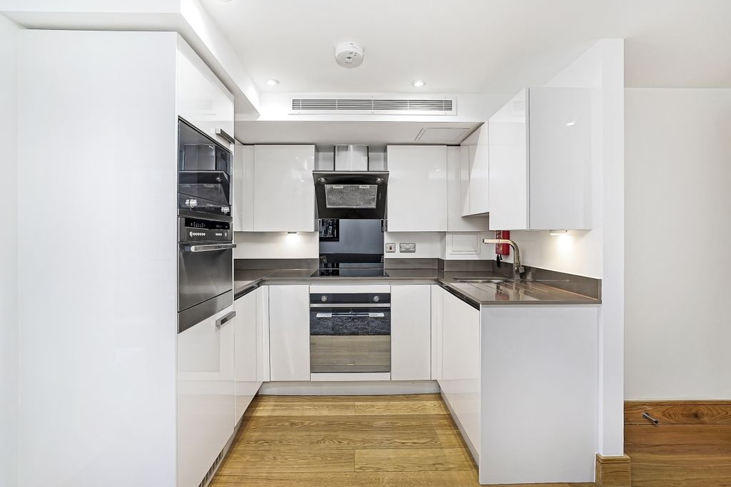 Property photo 2 of 14 Jll