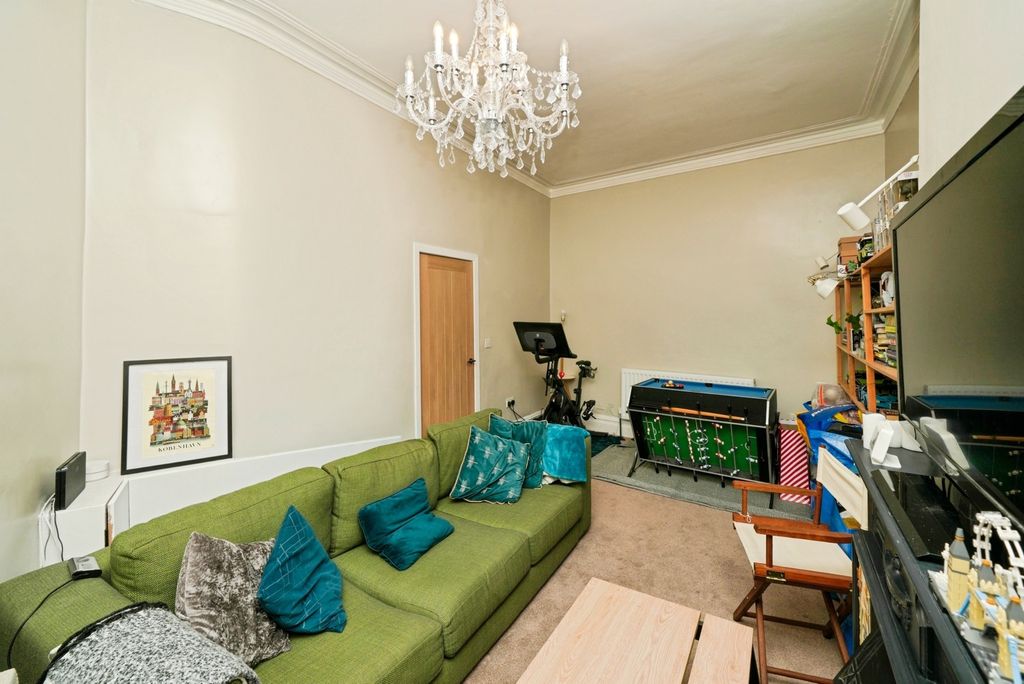 Property photo 2 of 18 Pbox-Img.Jpg