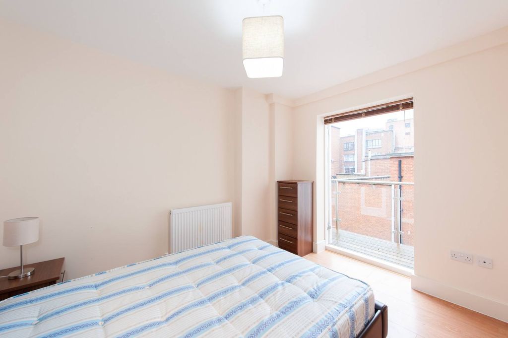 Property photo 2 of 9 Gallery