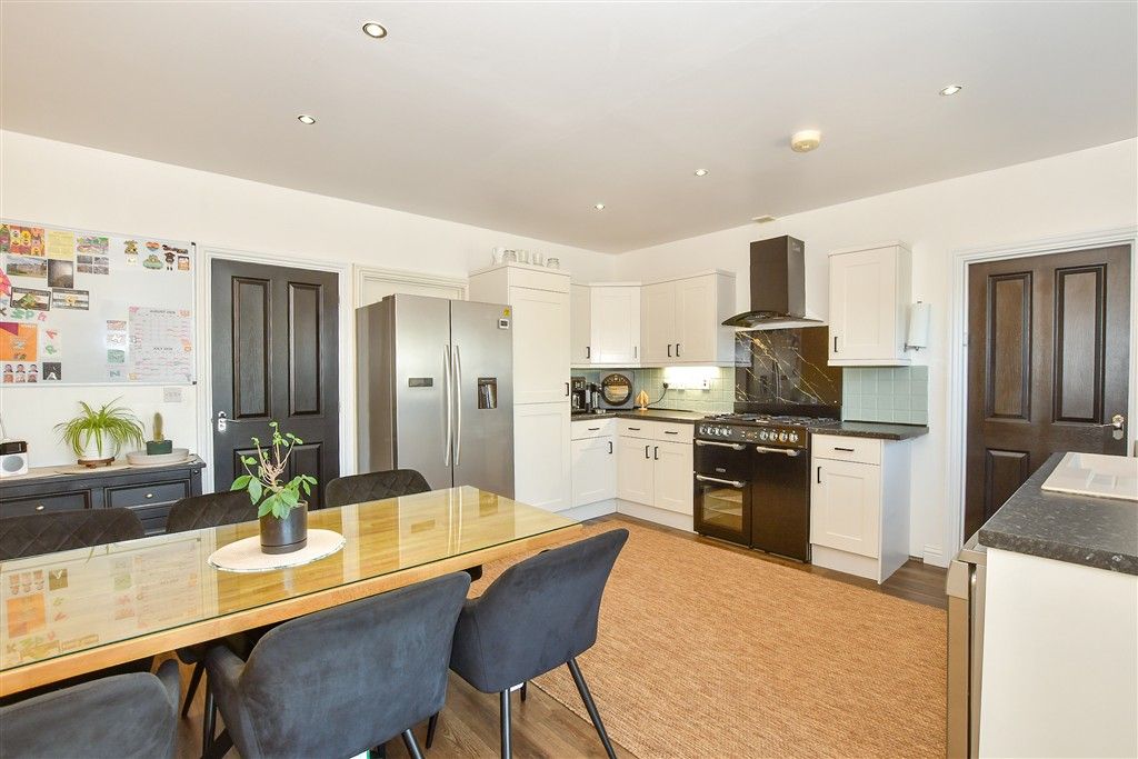Property photo 3 of 19 Kitchen/Diner