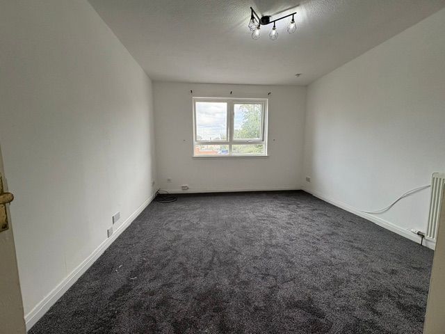 Property photo 3 of 19 Photo 3
