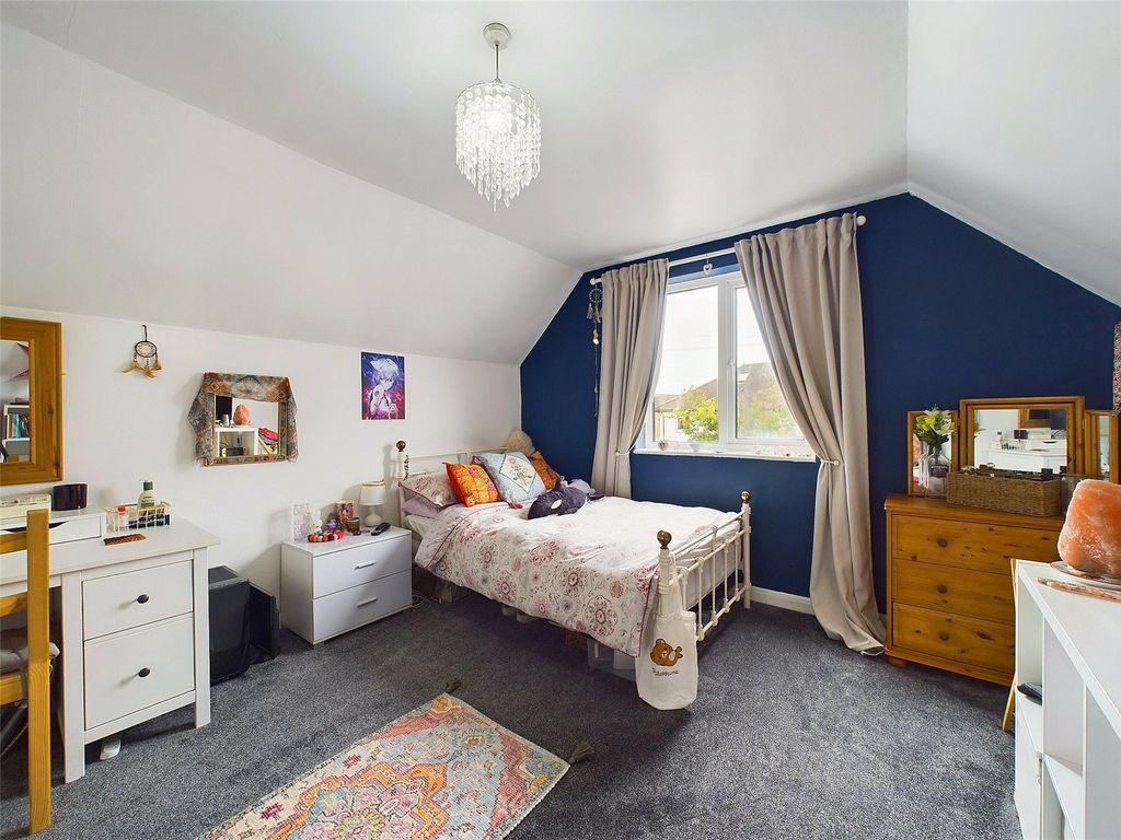 Property photo 3 of 12 Picture No. 02