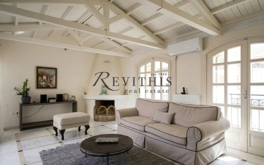 Property photo 1 of 10 - Detached House For Sale, Historic Center, 375 Sq.m., €2.500.000