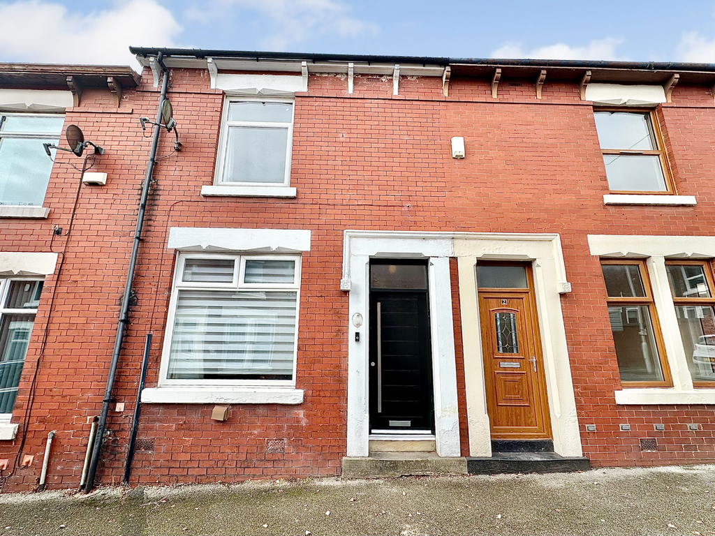 Property photo 1 of 21