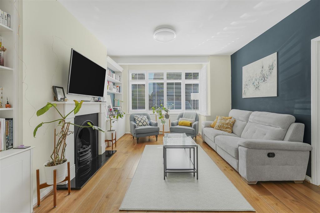 Property photo 2 of 14 Reception Room