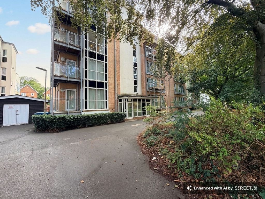 Property photo 1 of 12