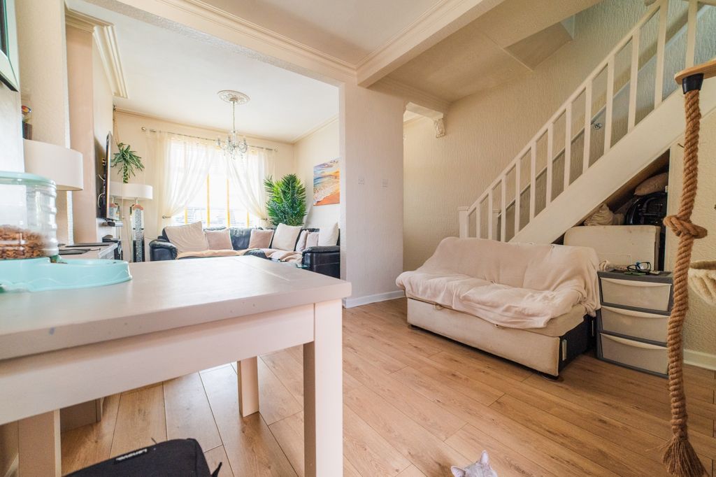 Property photo 2 of 22 Call 02920 454555 To Secure Your Viewing_20