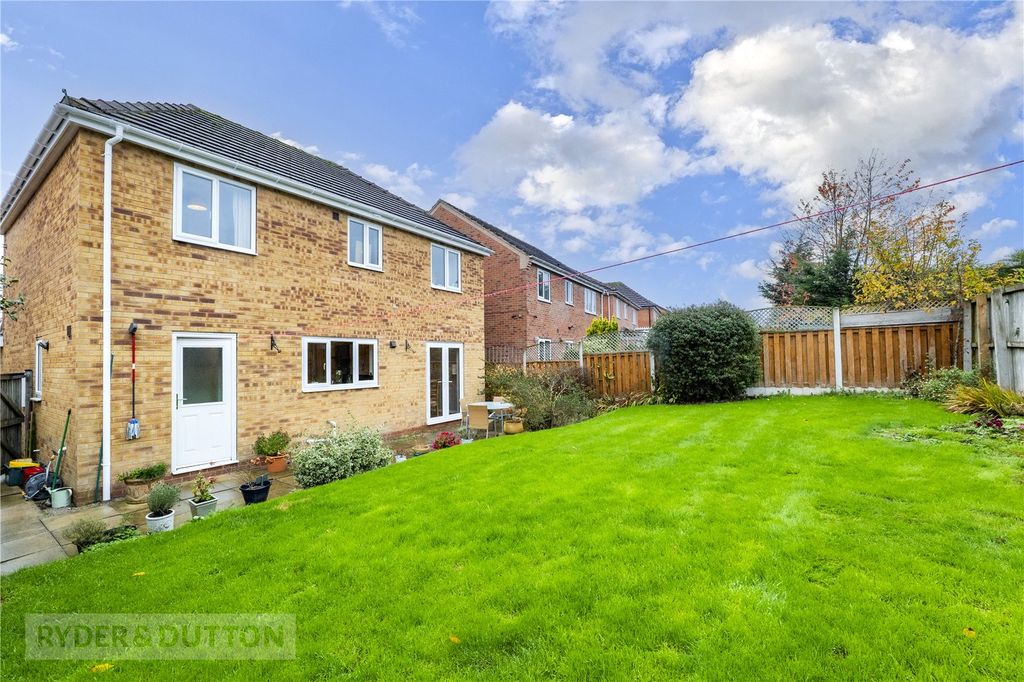 Property photo 2 of 21 Garden