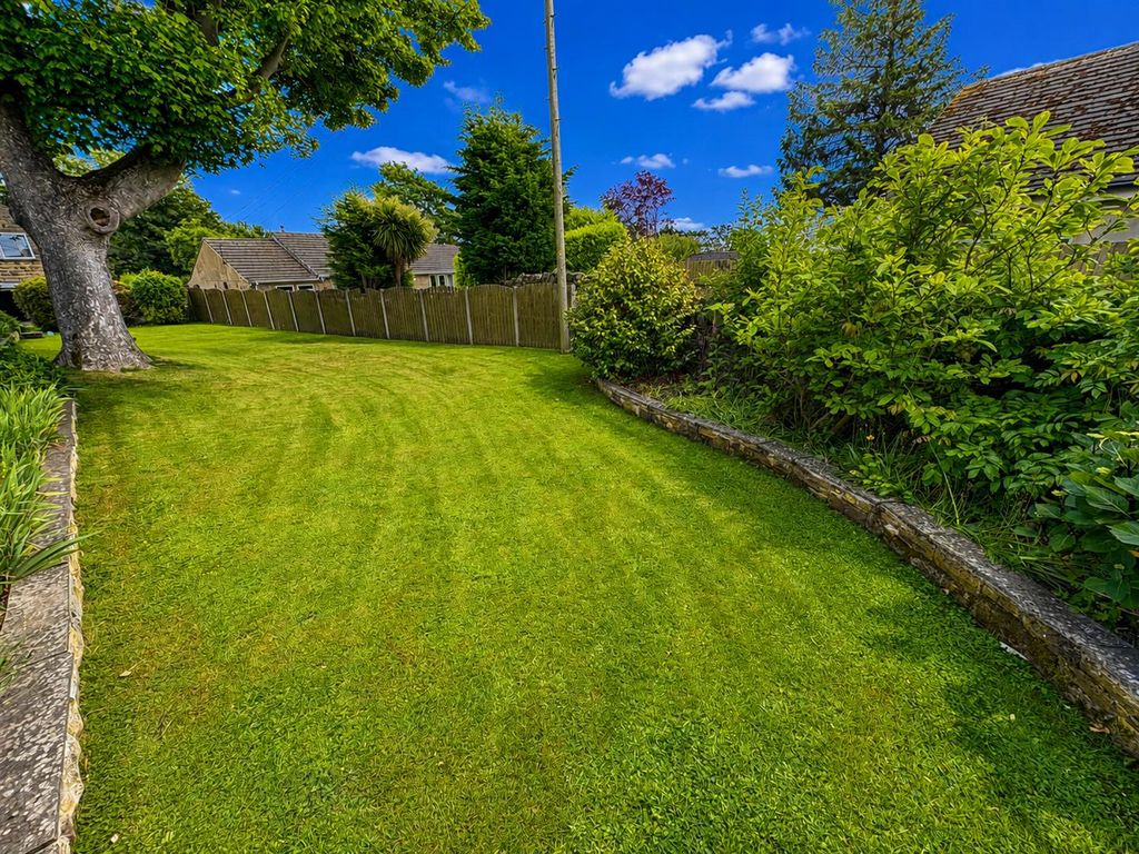 Property photo 3 of 26