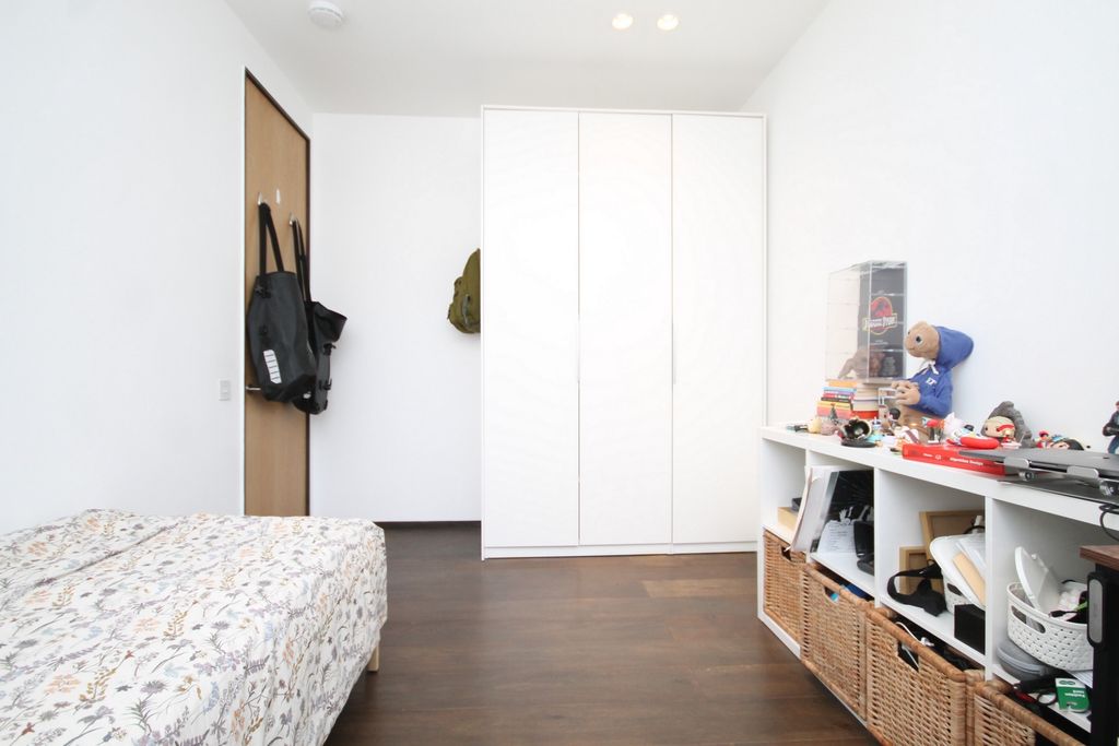 Property photo 3 of 8 Photo 8