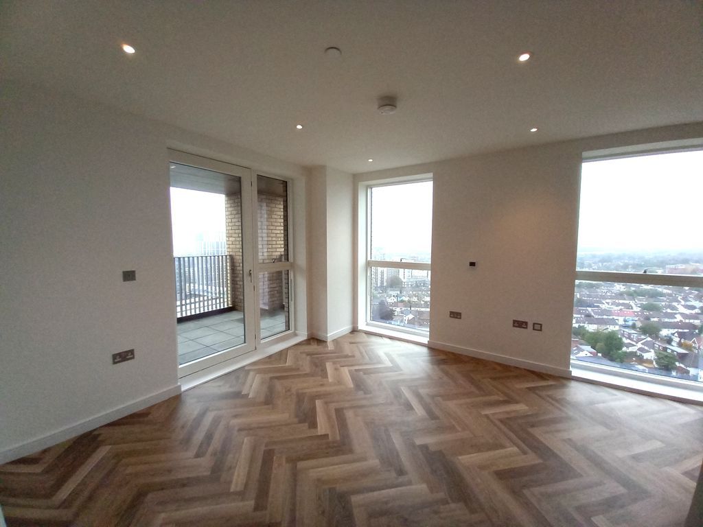 Property photo 3 of 5 Photo 4