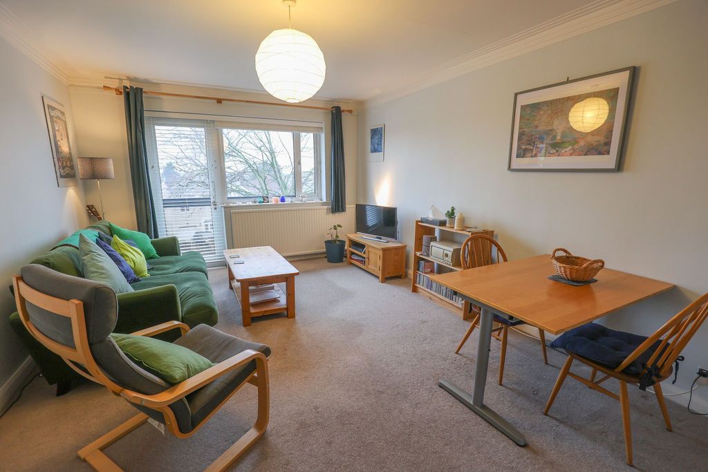 Property photo 2 of 6