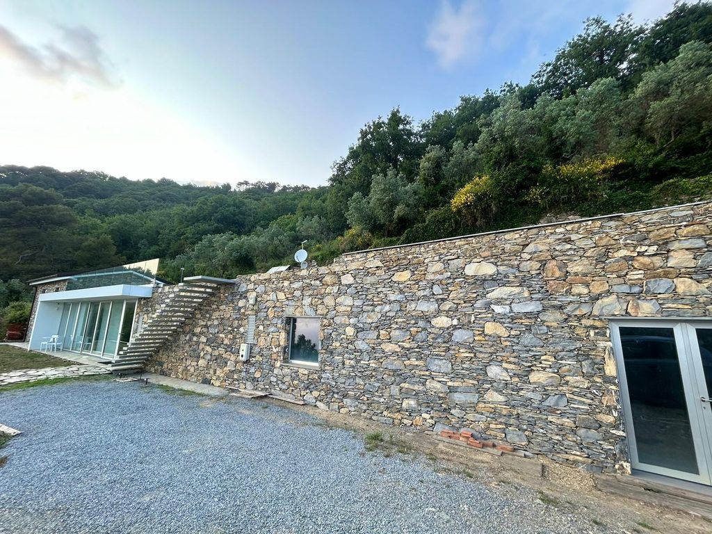 Property photo 3 of 31