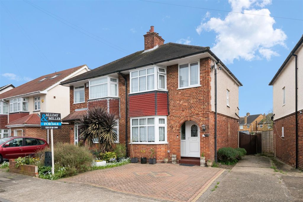 Property photo 1 of 14