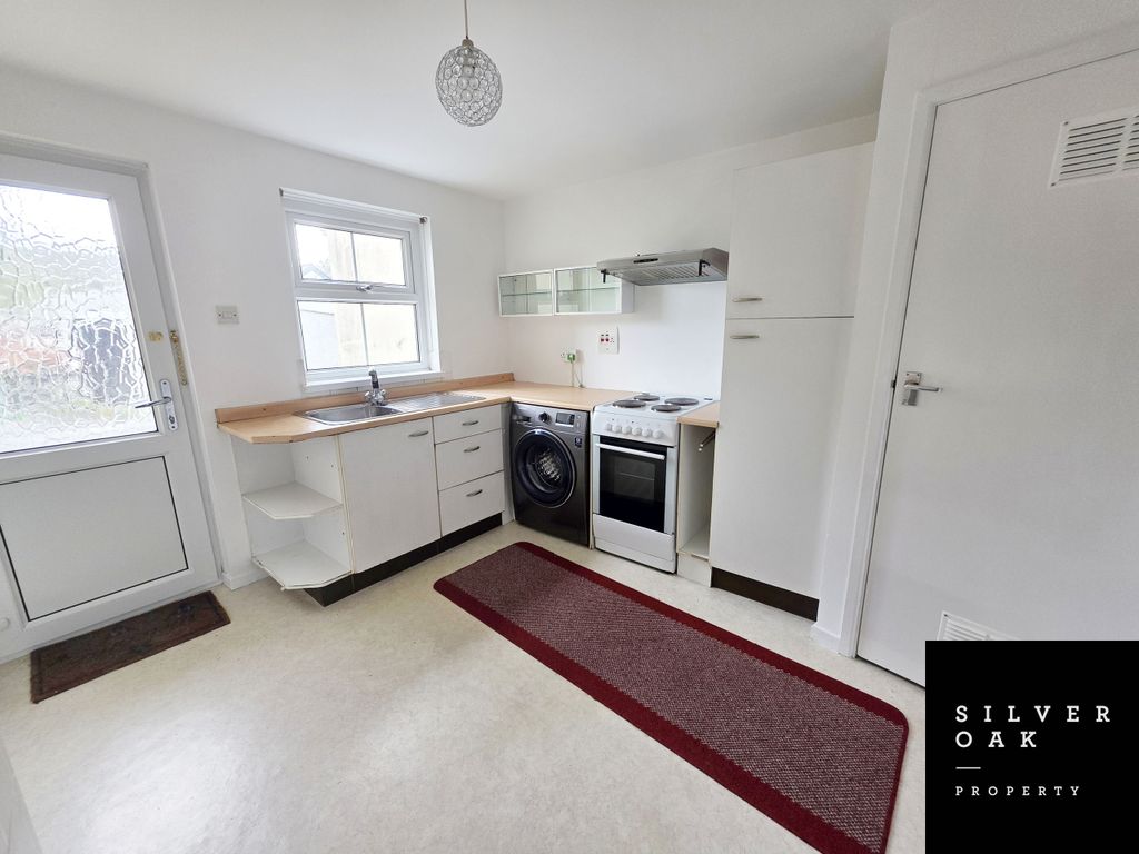 Property photo 3 of 10 1 (3)