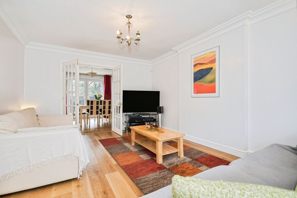 Property photo 3 of 29 Pbox-Img.Jpg