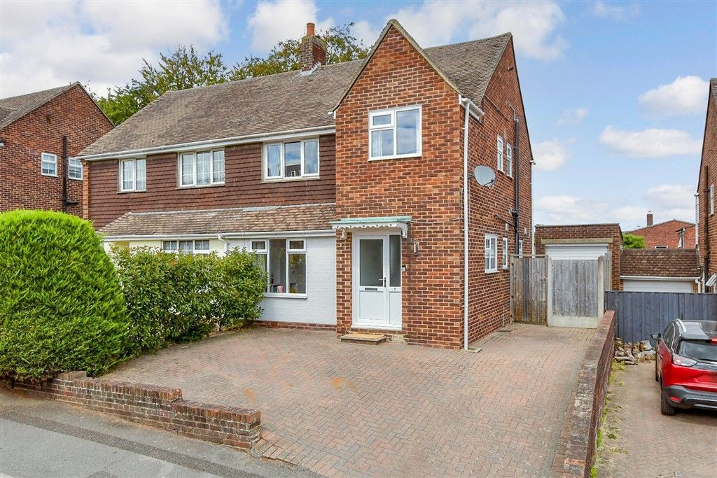 Property photo 1 of 12 External Web