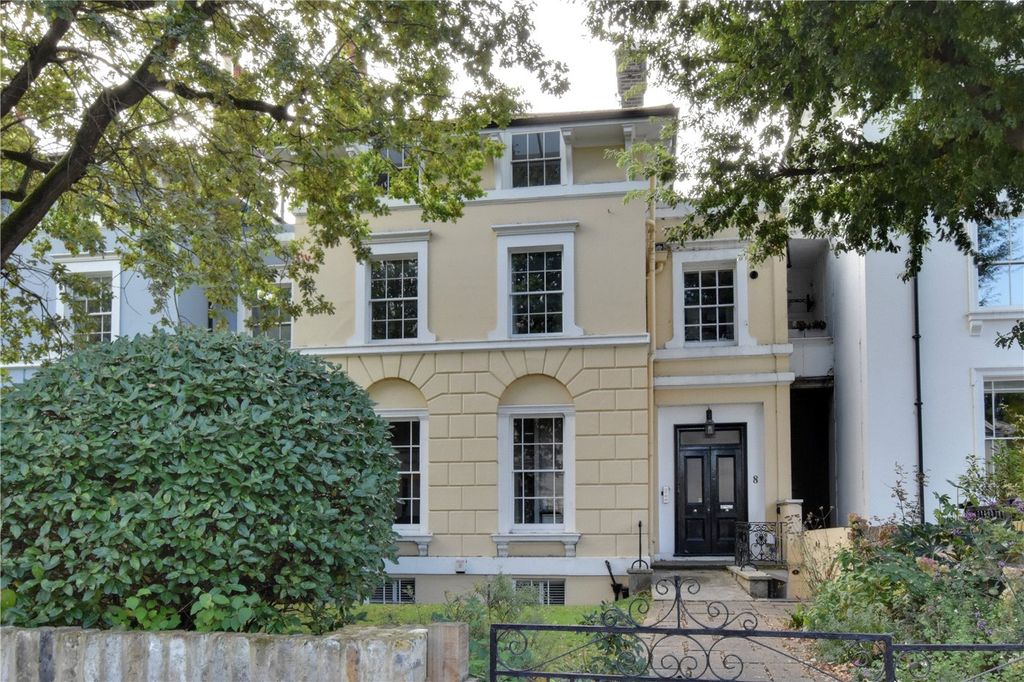 Property photo 2 of 13 Picture No. 02