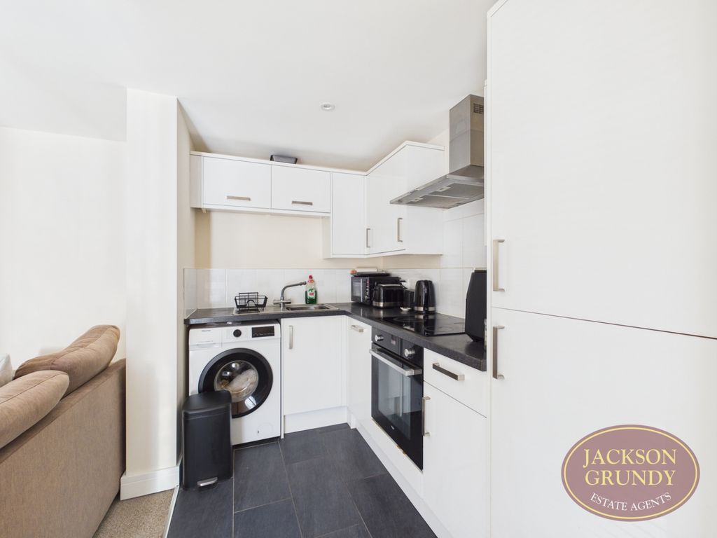 Property photo 2 of 9 Ashby Wood Drive