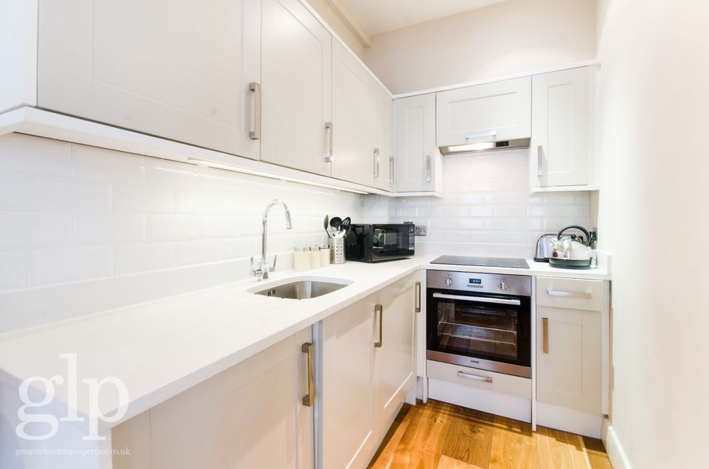 Property photo 2 of 9 943574