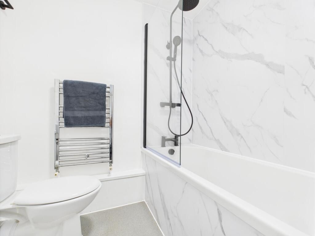 Property photo 1 of 4