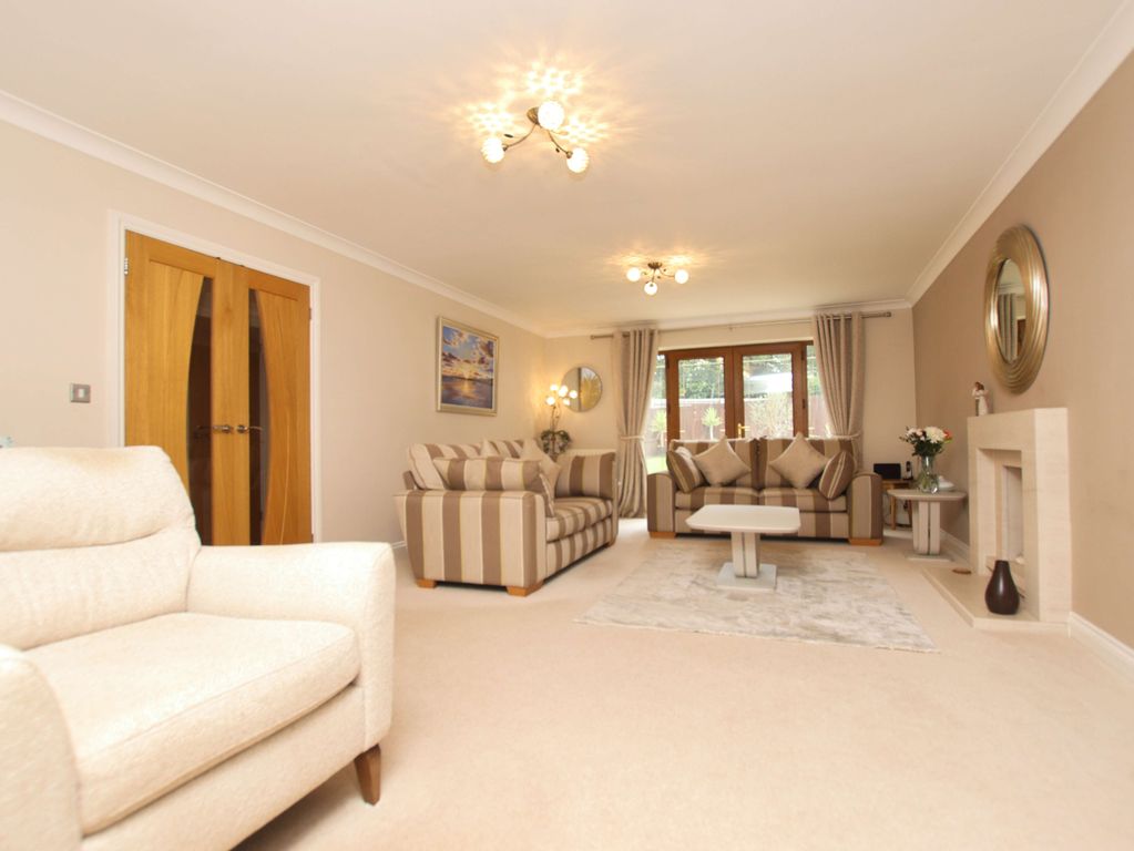 Property photo 2 of 27