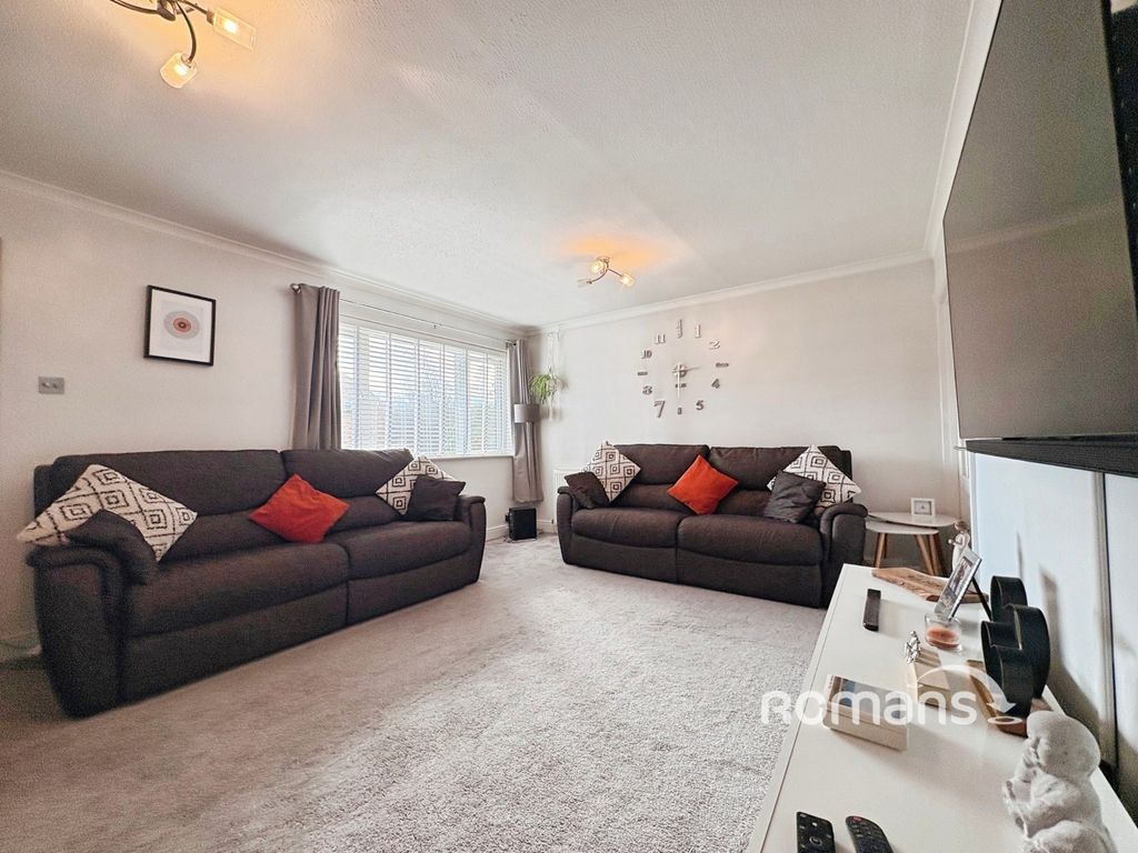 Property photo 2 of 14 Pbox-Img.Jpg