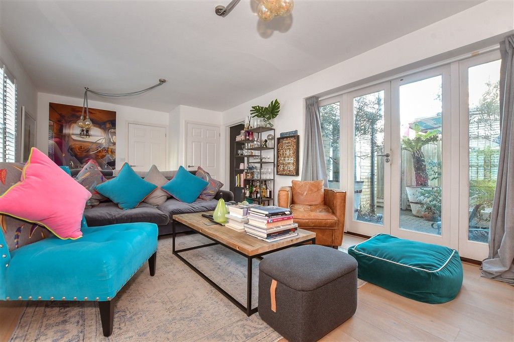 Property photo 3 of 20 Lounge/Diner