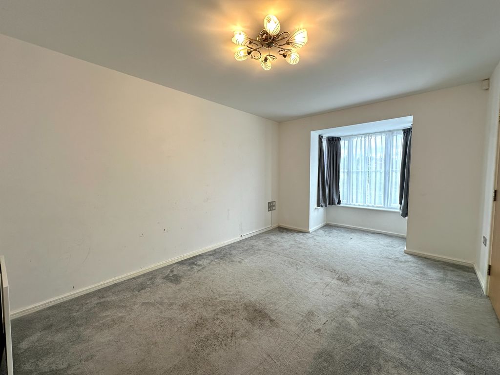 Property photo 2 of 23