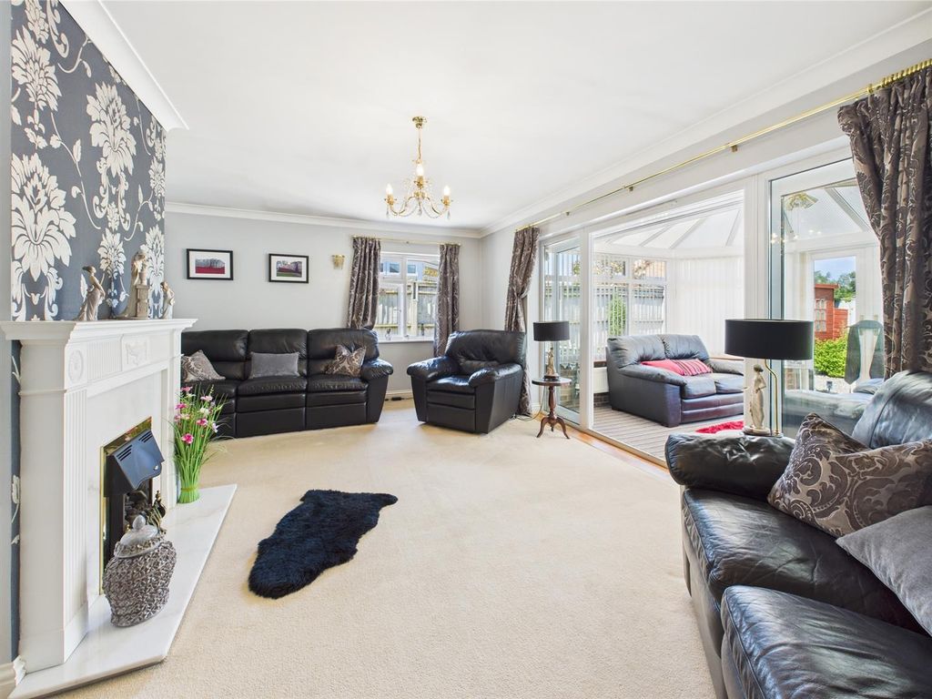 Property photo 3 of 31