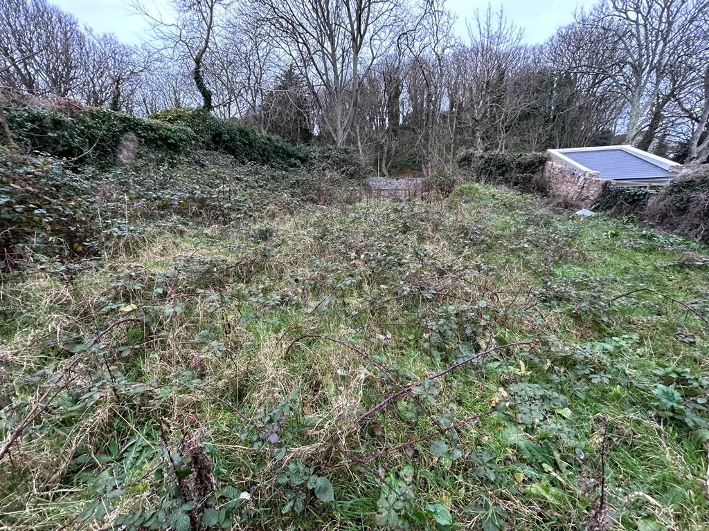 Property photo 2 of 3