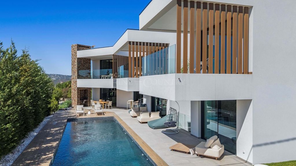 Property photo 1 of 30