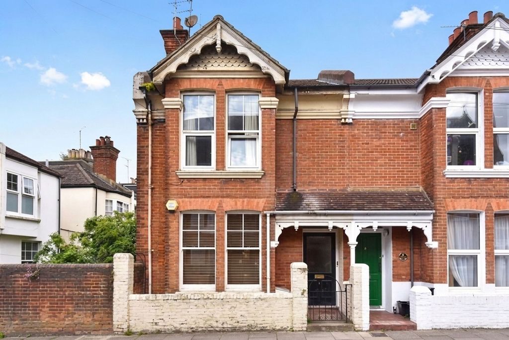 Property photo 1 of 8