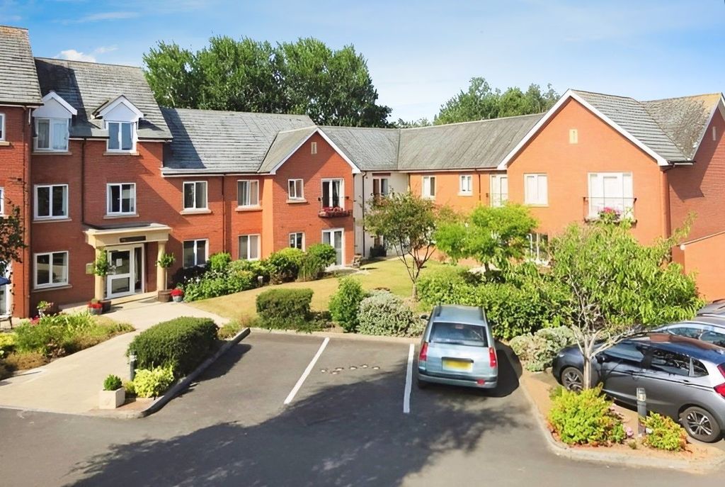 Property photo 1 of 10