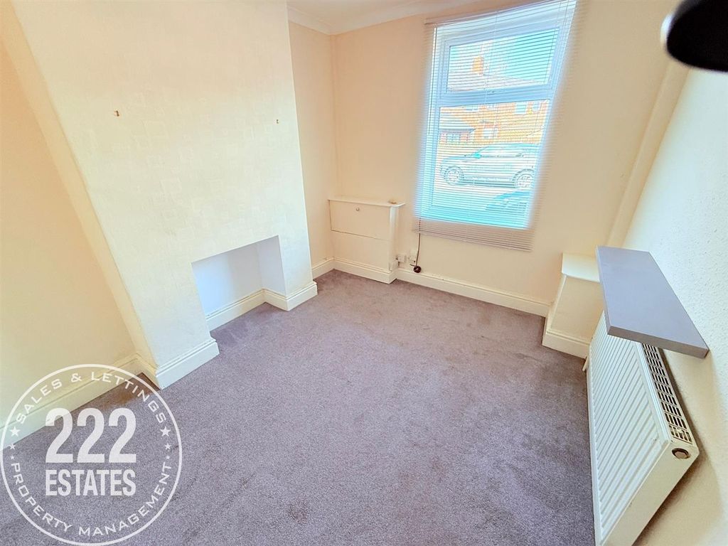 Property photo 3 of 15 Photo-2025-03-10-12-13-39 (4).Jpg