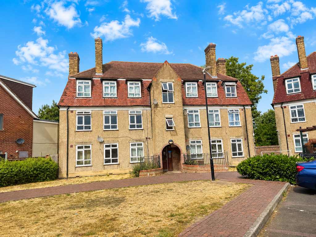 Property photo 1 of 8