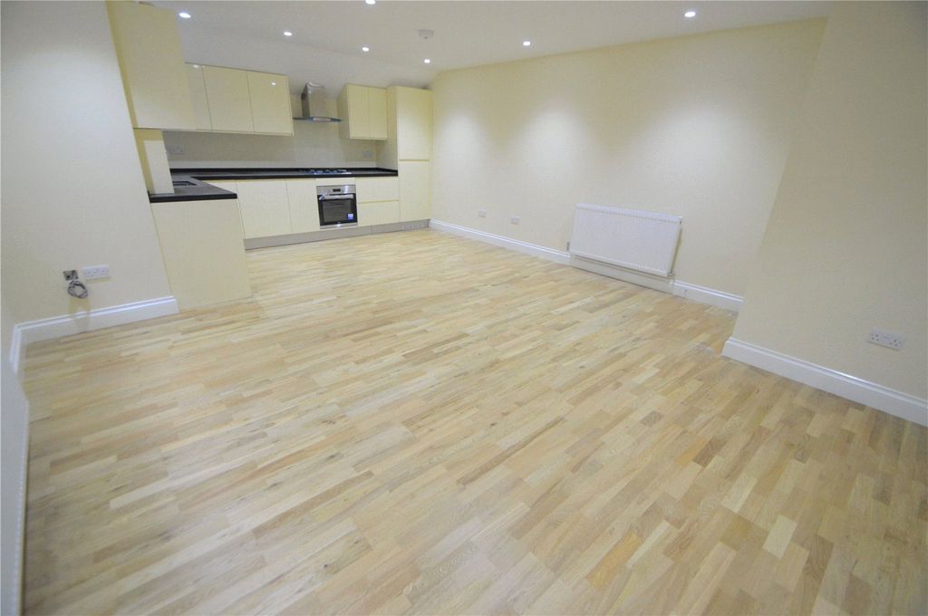 Property photo 2 of 9 Picture No. 01