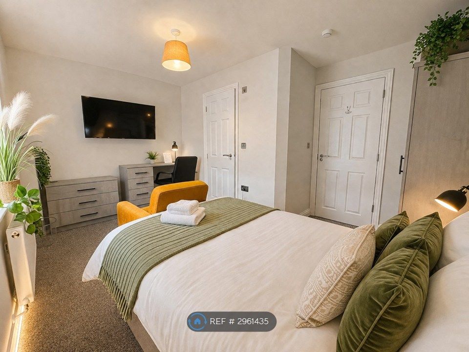 Property photo 1 of 10 Room 1
