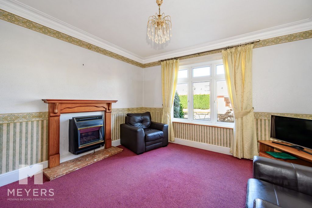 Property photo 3 of 25