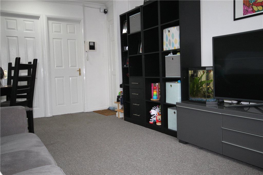 Property photo 3 of 4 Reception