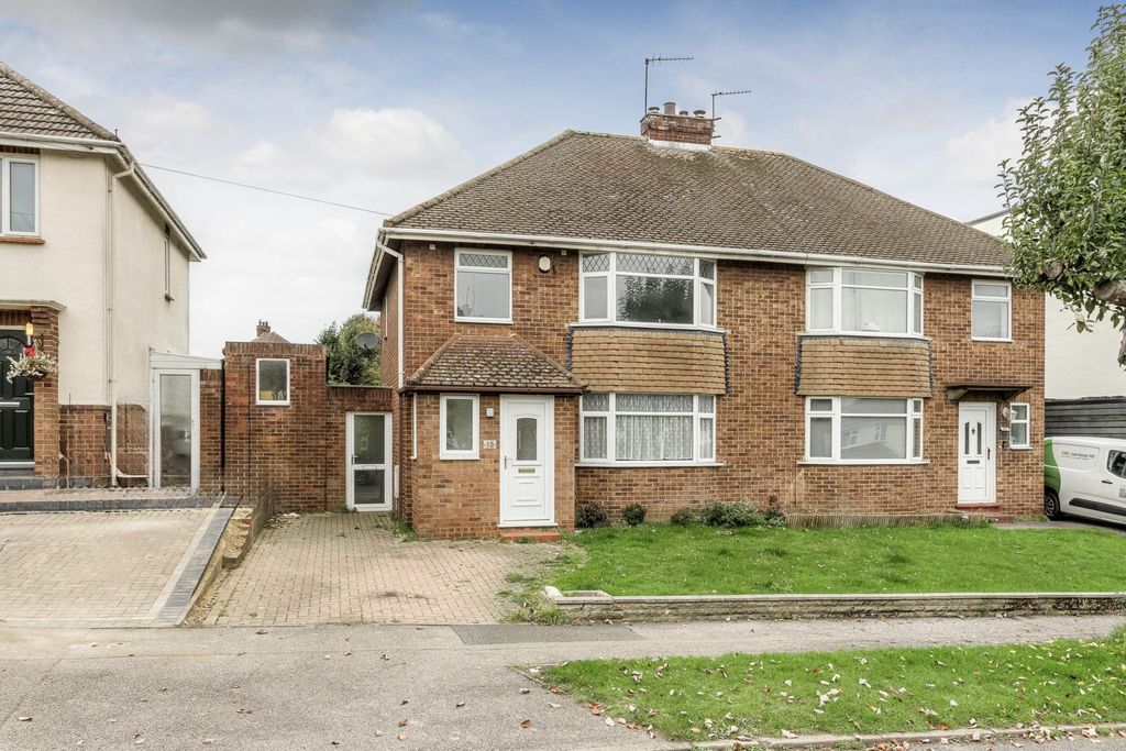 Property photo 1 of 20